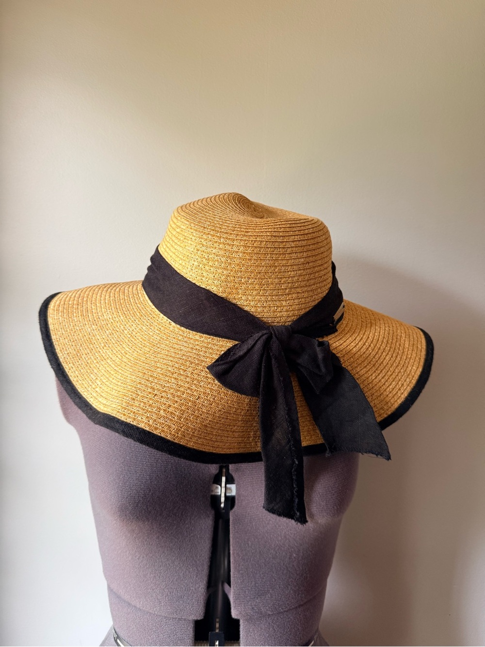 Steve Madden Tan Straw Sun Hat with Black Ribbon